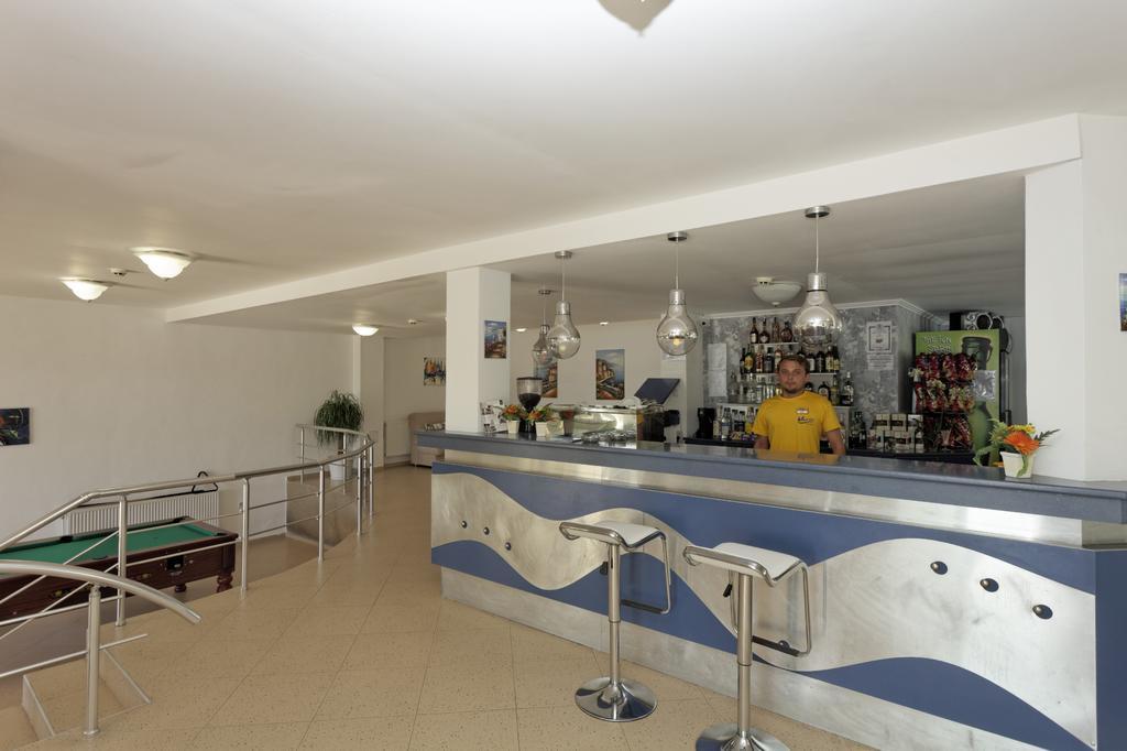 Hotel Marina Kiten Kültér fotó