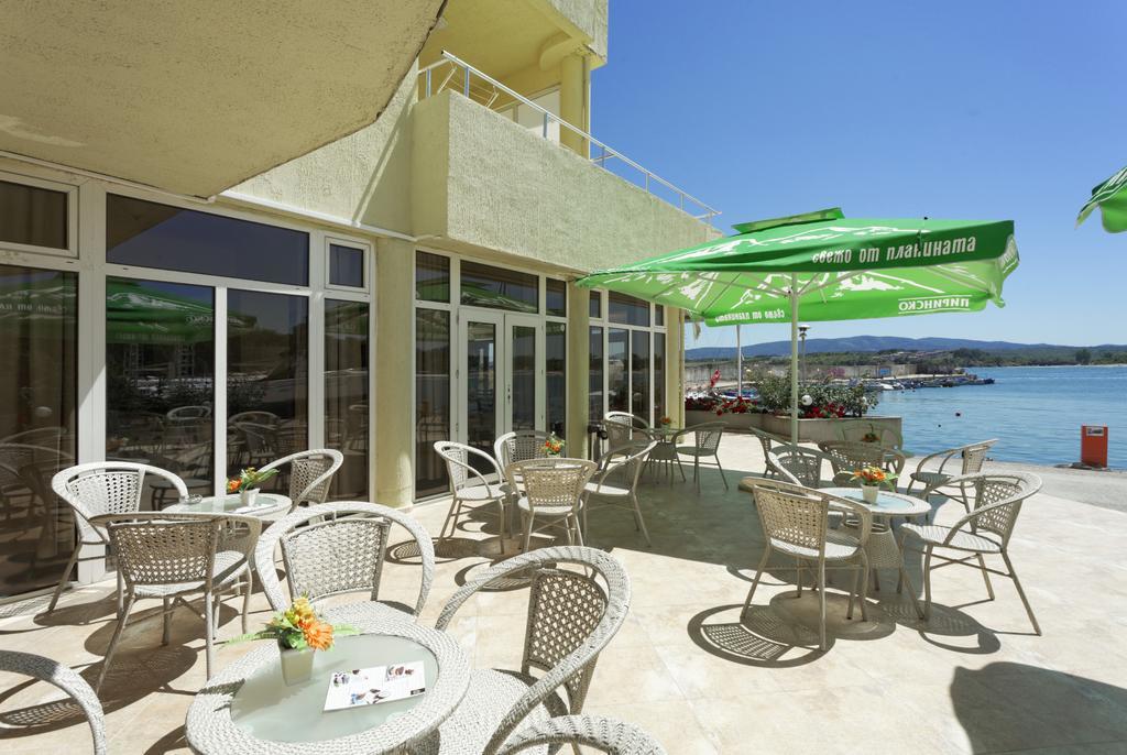 Hotel Marina Kiten Kültér fotó