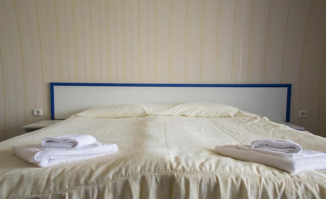 Hotel Marina Kiten Kültér fotó