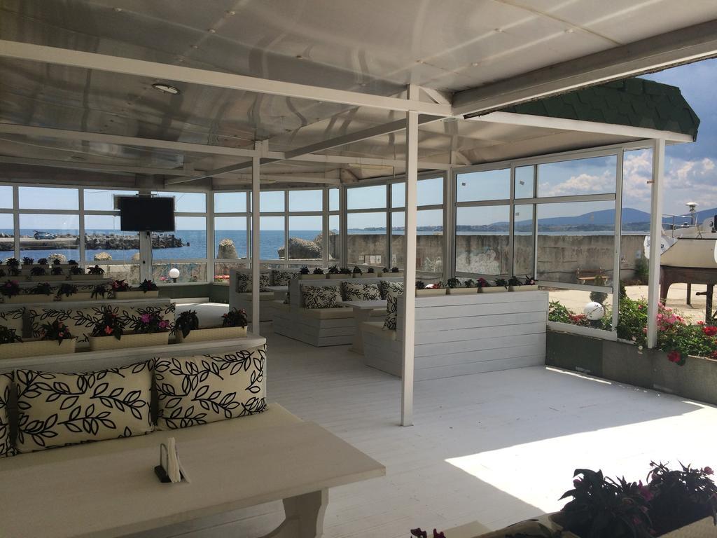 Hotel Marina Kiten Kültér fotó