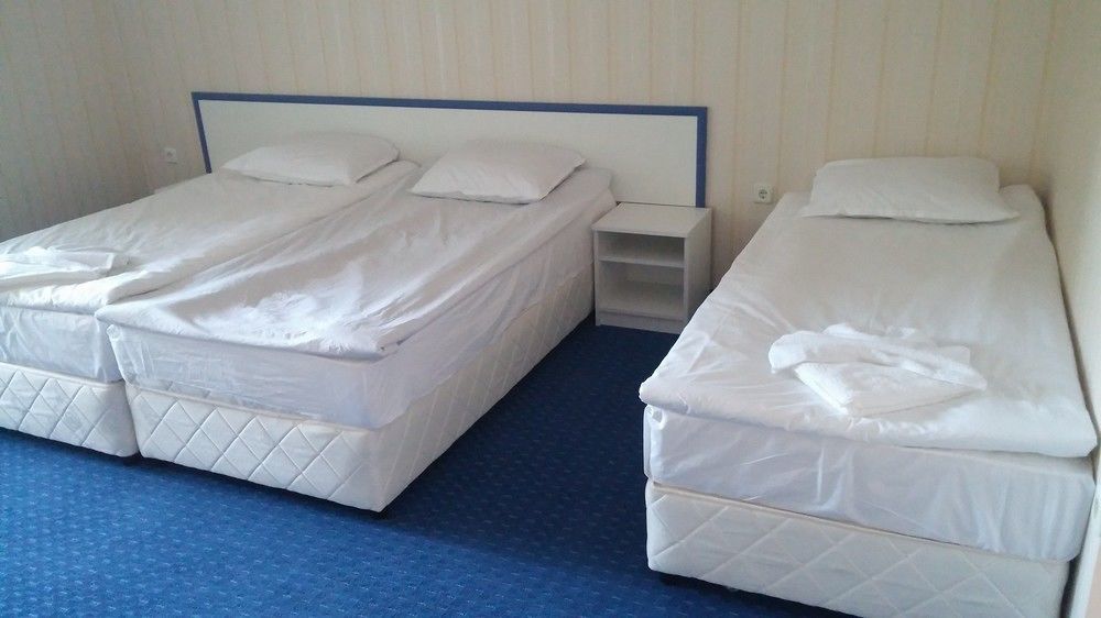 Hotel Marina Kiten Kültér fotó