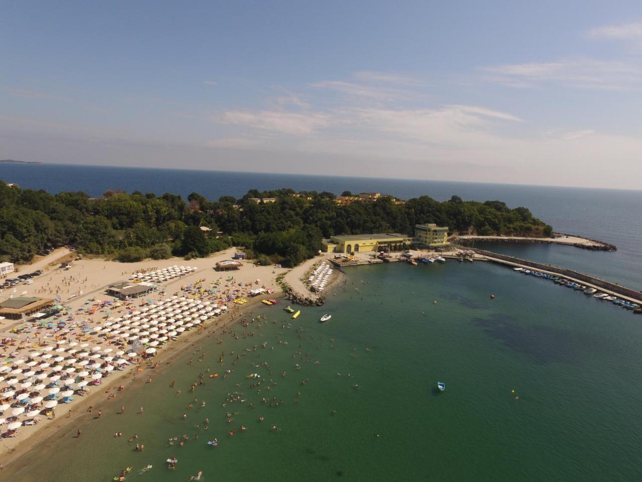 Hotel Marina Kiten Kültér fotó